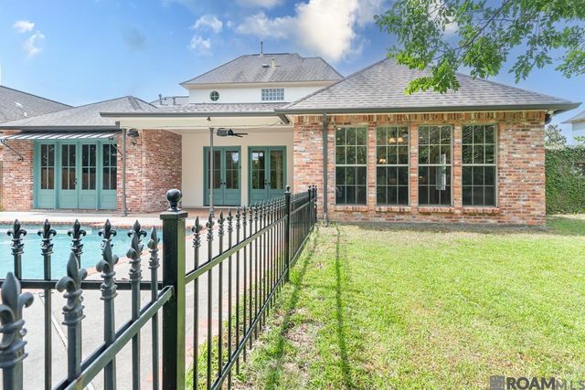11845 Villa Creek, Baton Rouge, LA 70810