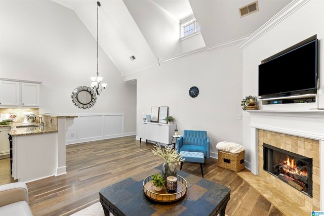 3927 River Pointe Ln Unit 5, Vestavia Hills, AL 35216