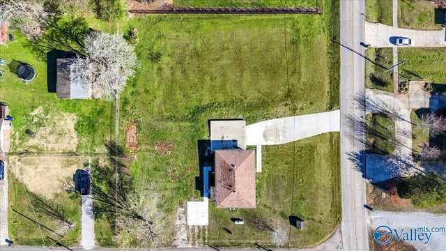 853 Charley Patterson Road, New Market, AL 35761