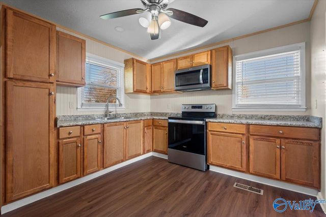 853 Charley Patterson Road, New Market, AL 35761