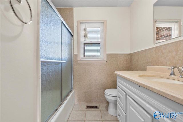 853 Charley Patterson Road, New Market, AL 35761