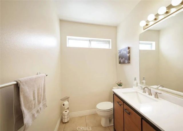 10205 Single Oak Drive, Bakersfield, CA 93311