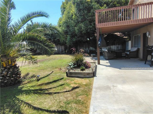 10205 Single Oak Drive, Bakersfield, CA 93311