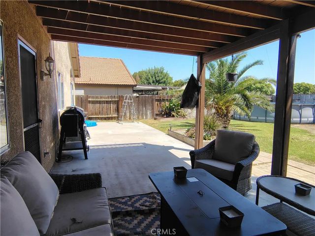 10205 Single Oak Drive, Bakersfield, CA 93311