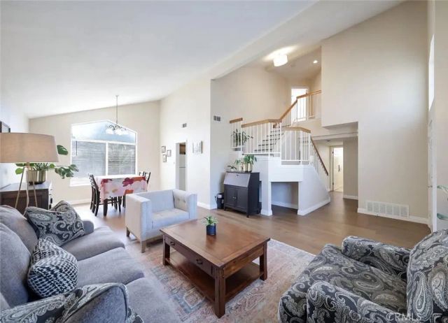 10205 Single Oak Drive, Bakersfield, CA 93311