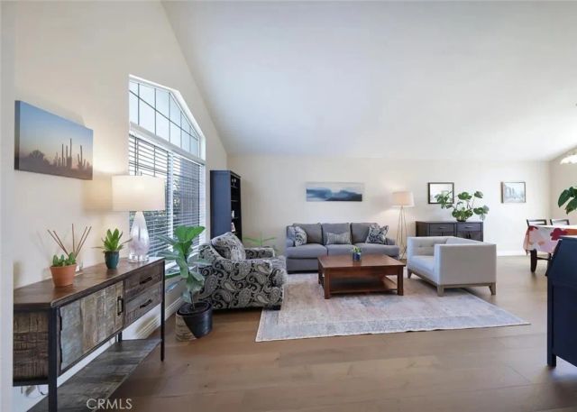 10205 Single Oak Drive, Bakersfield, CA 93311