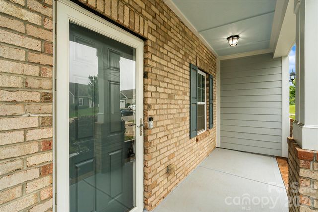175 Glastonbury Drive, Mooresville, NC 28115