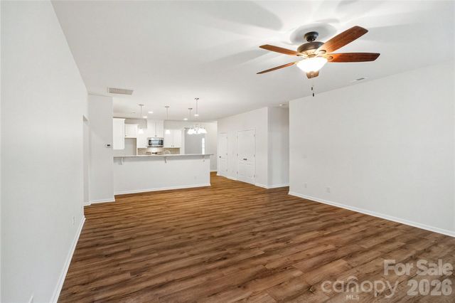 175 Glastonbury Drive, Mooresville, NC 28115