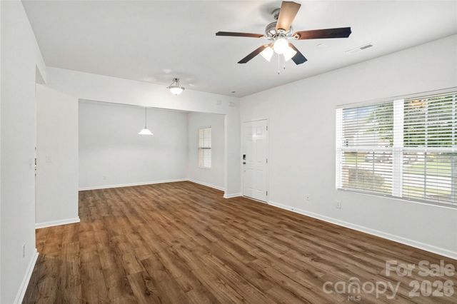 175 Glastonbury Drive, Mooresville, NC 28115