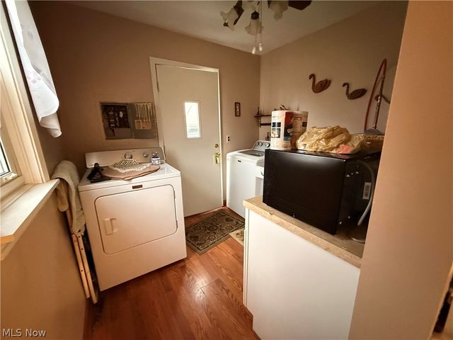 35288 Beach Park Avenue, Eastlake, OH 44095