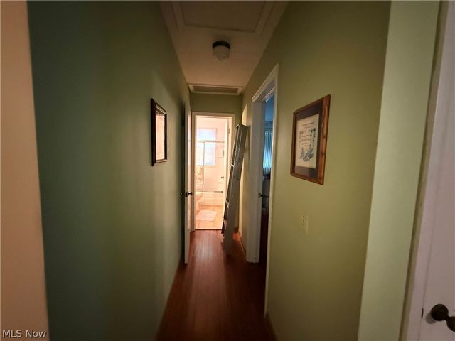 35288 Beach Park Avenue, Eastlake, OH 44095