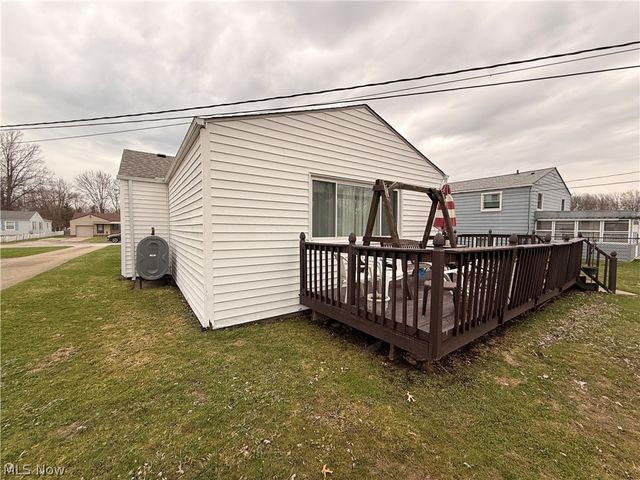 35288 Beach Park Avenue, Eastlake, OH 44095