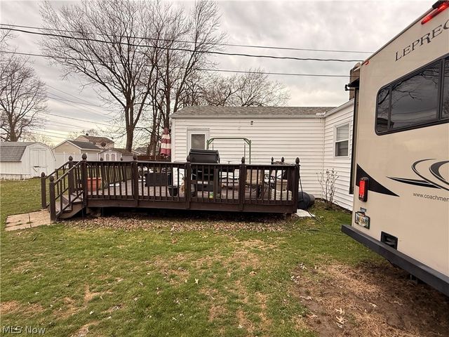 35288 Beach Park Avenue, Eastlake, OH 44095