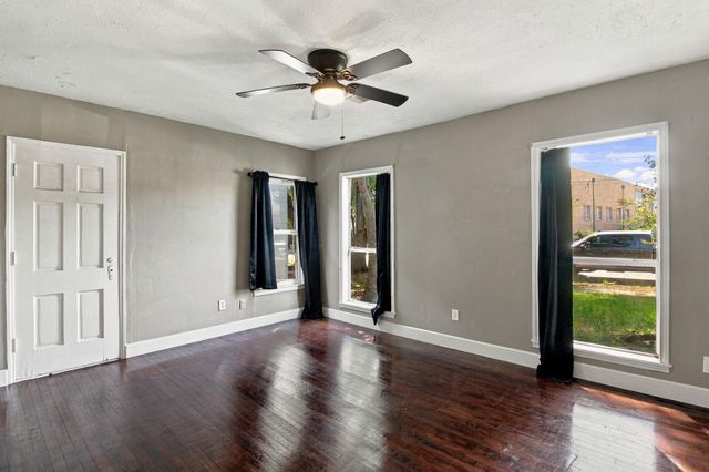 2606 Virginia Street, Baytown, TX 77520