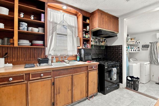 2606 Virginia Street, Baytown, TX 77520