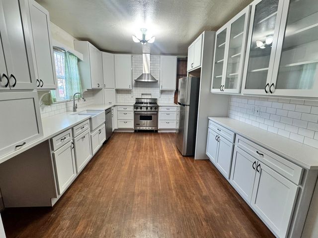 2318 Garden Avenue, Klamath Falls, OR 97601