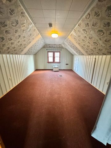 2318 Garden Avenue, Klamath Falls, OR 97601