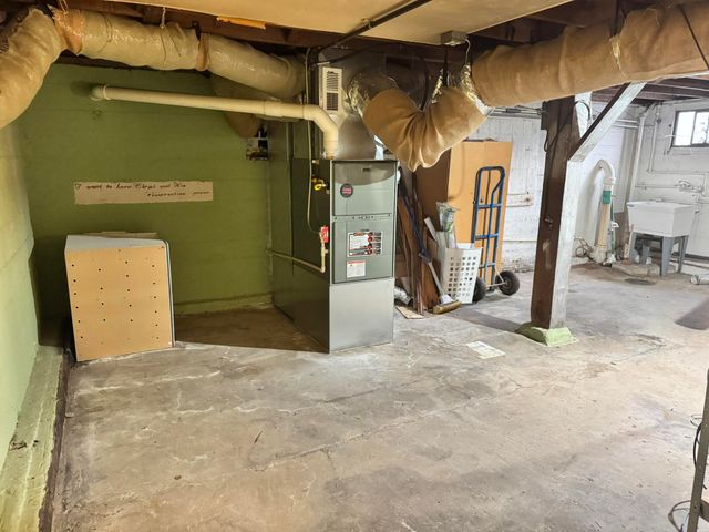 2318 Garden Avenue, Klamath Falls, OR 97601