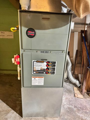 2318 Garden Avenue, Klamath Falls, OR 97601