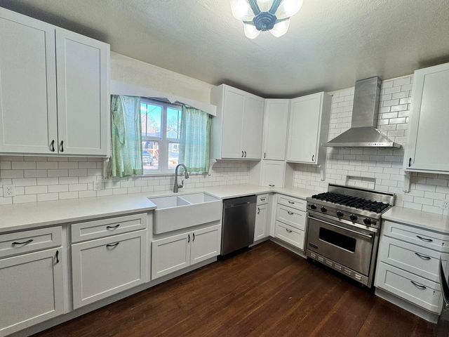 2318 Garden Avenue, Klamath Falls, OR 97601