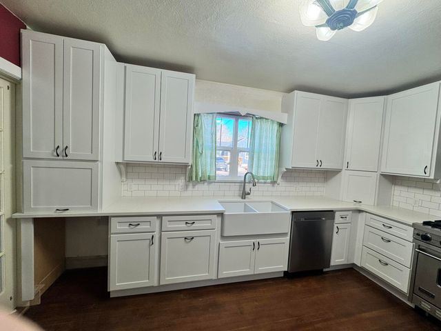 2318 Garden Avenue, Klamath Falls, OR 97601