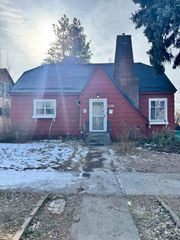 2318 Garden Avenue, Klamath Falls, OR 97601