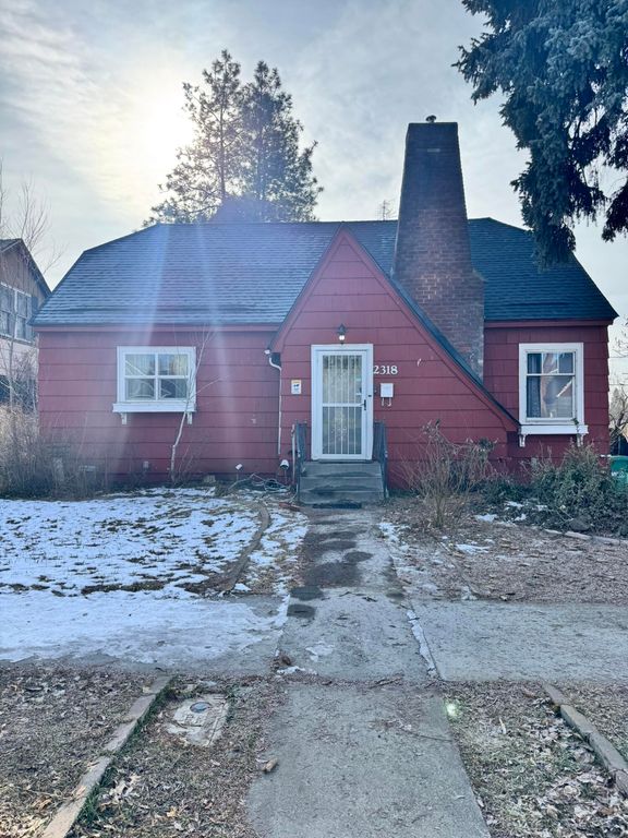 2318 Garden Avenue, Klamath Falls, OR 97601