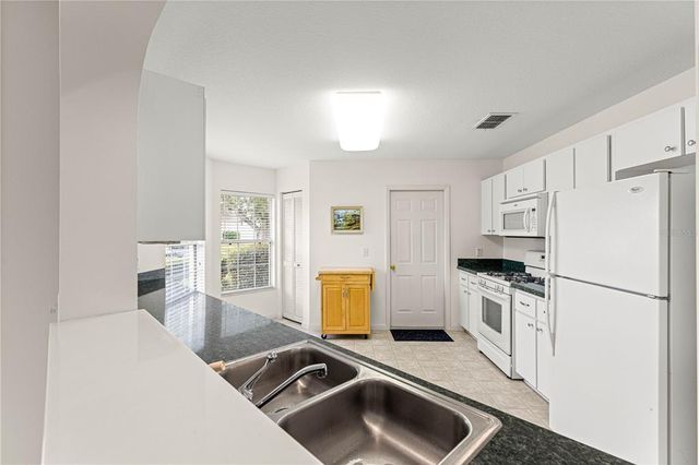 9816 SW 92ND PLACE ROAD, Ocala, FL 34481