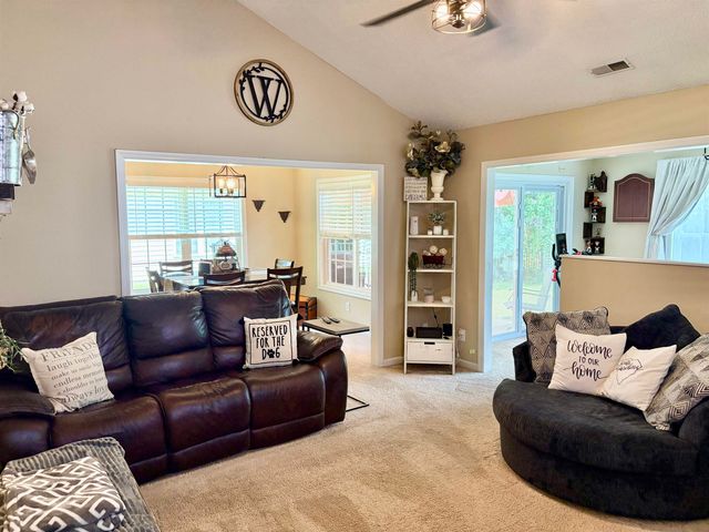 72 Daniel Morrall Ln., Georgetown, SC 29440