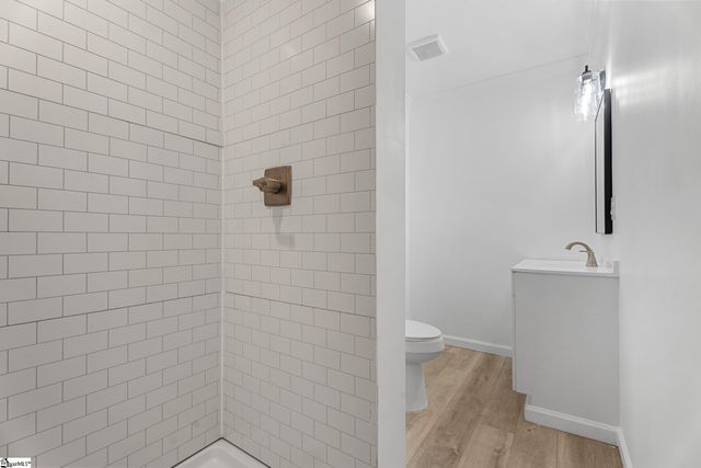 103 Copeland Street, Clinton, SC 29325