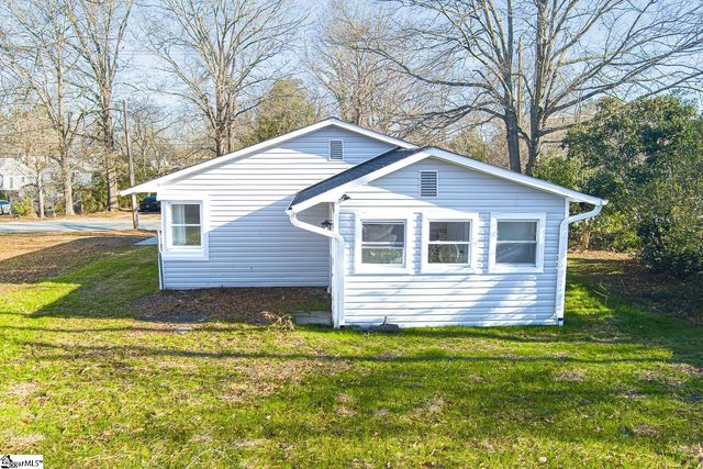 103 Copeland Street, Clinton, SC 29325