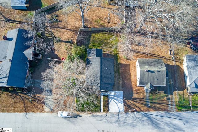 103 Copeland Street, Clinton, SC 29325