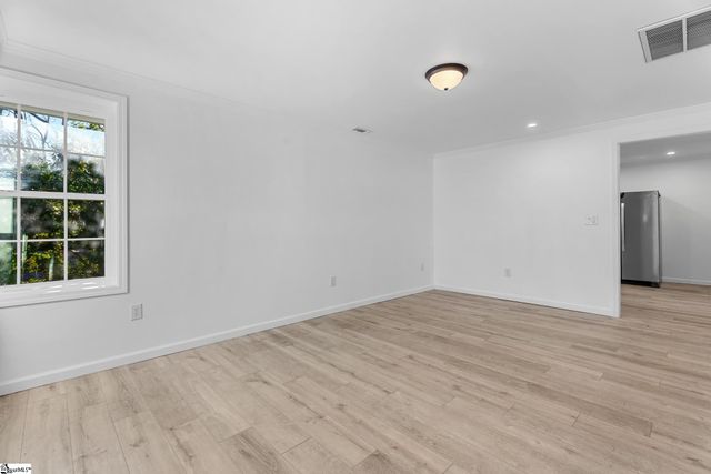 103 Copeland Street, Clinton, SC 29325