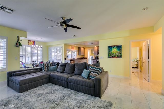 8 Rising Sun Court, Henderson, NV 89074