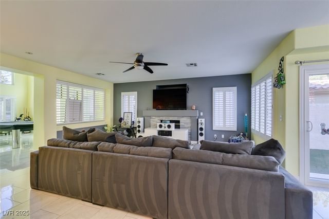 8 Rising Sun Court, Henderson, NV 89074