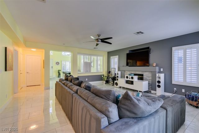 8 Rising Sun Court, Henderson, NV 89074