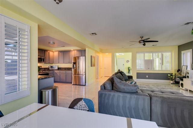 8 Rising Sun Court, Henderson, NV 89074