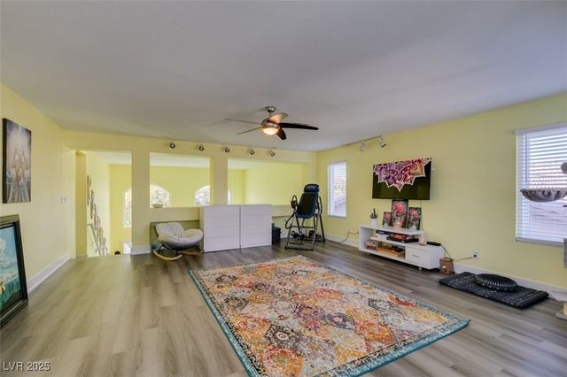 8 Rising Sun Court, Henderson, NV 89074