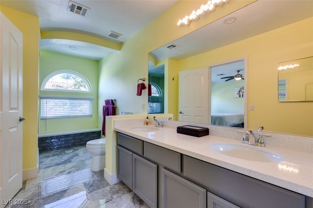 8 Rising Sun Court, Henderson, NV 89074