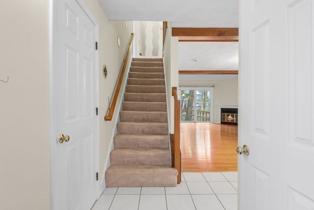 111 Brigham St 20C, Hudson, MA 01749