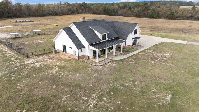 7294 S County Road 314, Henderson, TX 75654