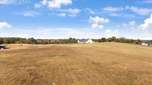 7294 S County Road 314, Henderson, TX 75654