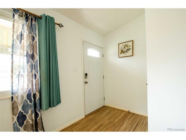 1409 Sanderson Ave, Colorado Springs, CO 80915