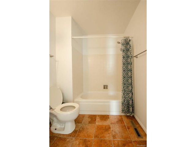 1409 Sanderson Ave, Colorado Springs, CO 80915