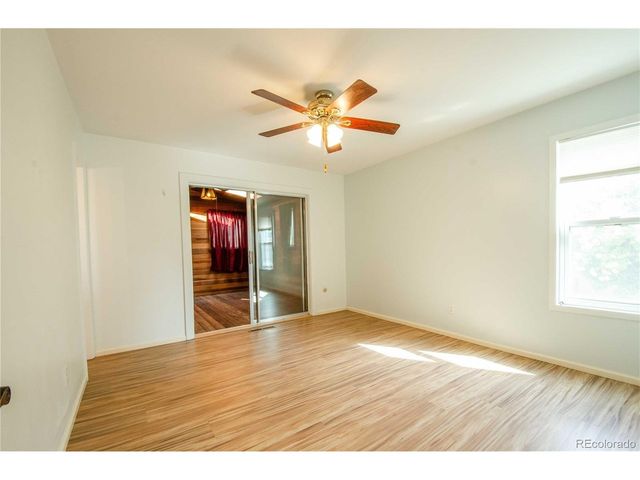 1409 Sanderson Ave, Colorado Springs, CO 80915