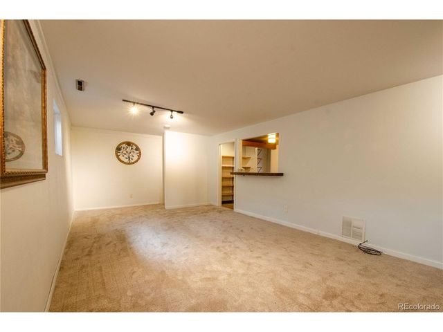 1409 Sanderson Ave, Colorado Springs, CO 80915