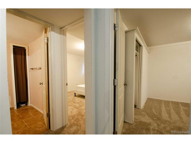 1409 Sanderson Ave, Colorado Springs, CO 80915