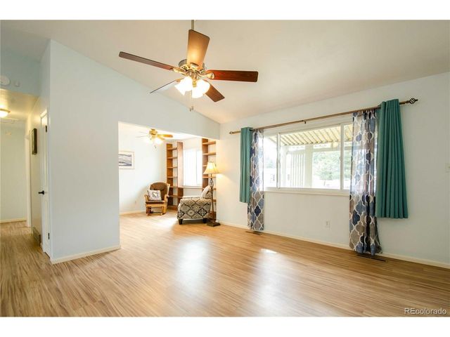1409 Sanderson Ave, Colorado Springs, CO 80915