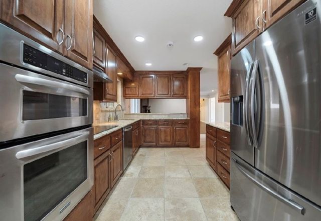 406 N St Charles, Stanton, TX 79782