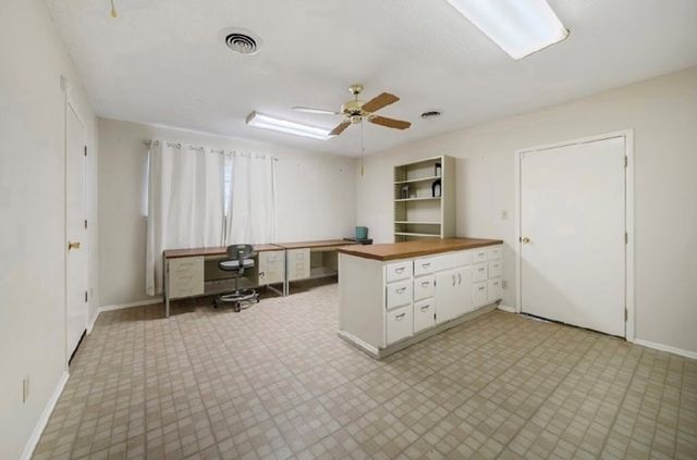 406 N St Charles, Stanton, TX 79782